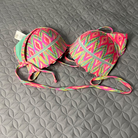 Shade & Shore 34 DD Swimsuit Top - Picture 6 of 6